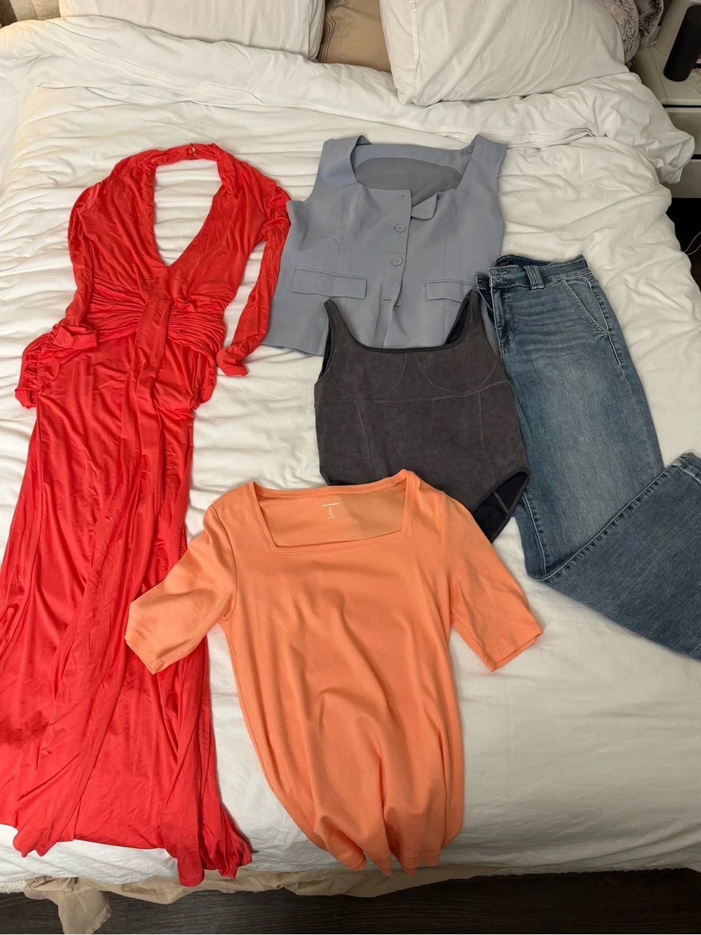 Clothing Bundle Size L - Picture 1 of 1